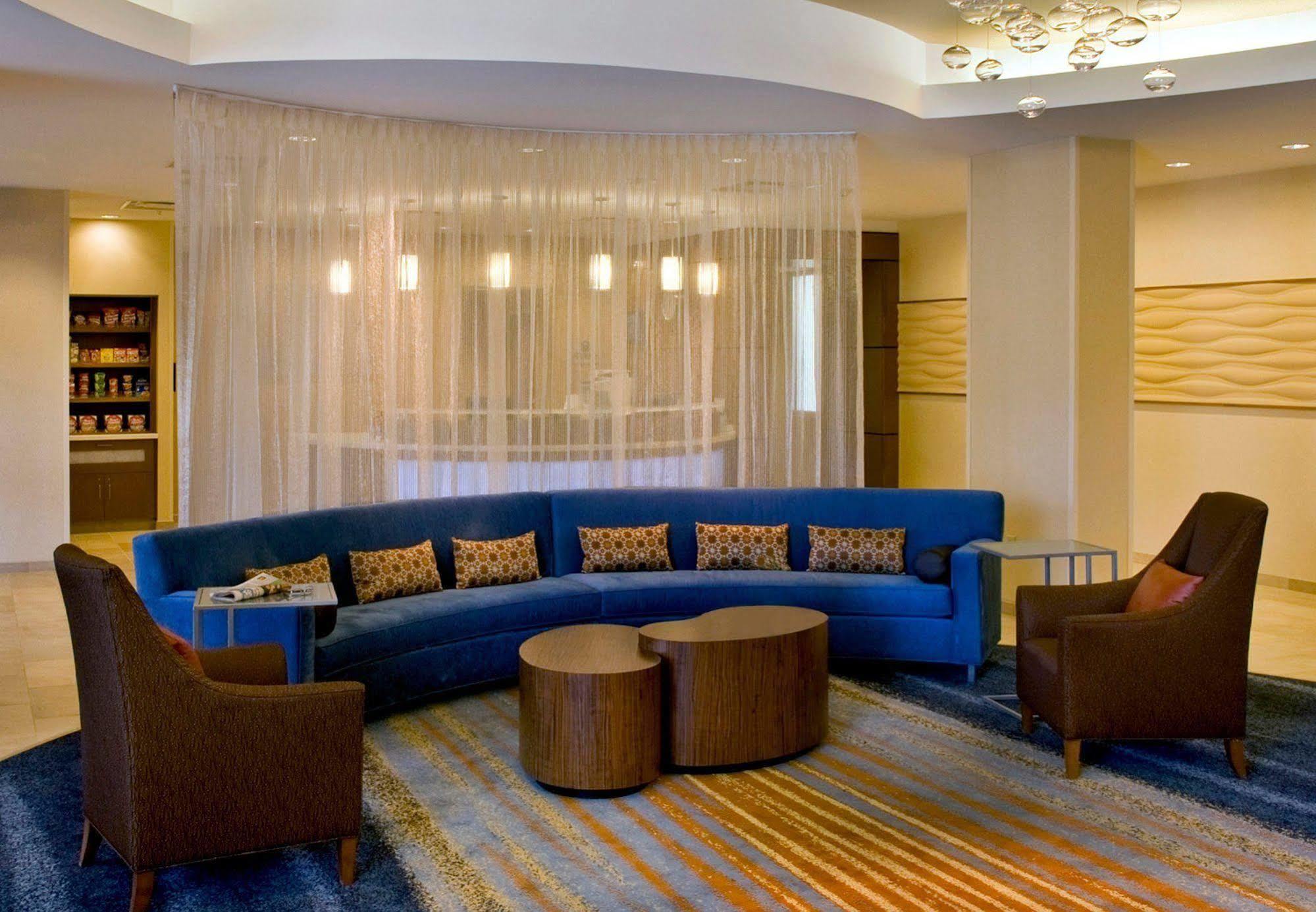 Springhill Suites By Marriott Syracuse Carrier Circle East Syracuse Beltér fotó